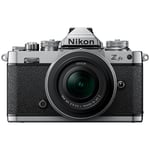 Nikon Z fc + Z DX 16-50/3.5-6.3 VR -systemkamera