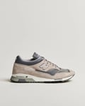 New Balance Made in UK 1500 Sneakers Grey