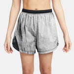 Nike Dri-Fit Trail Mid-Rise 3in Shorts Femmes - Noir , Gris