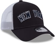 New York Yankees New Era Team Script Trucker Cap