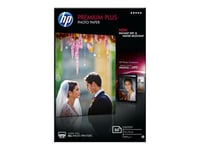 HP Premium Plus Photo Paper - Brillant - 100 x 150 mm - 300 g/m² - 50 feuille(s) papier photo - pour ENVY 50XX, 7645; Officejet 52XX; PageWide MFP 377; Photosmart B110, Wireless B110