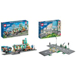 LEGO 60335 City La Gare: Aventure Urbaine avec Bus, Nacelle Élévatrice, 6 Minifigurines, Plaques de Route, Compatible avec Train City & 60304 City Intersection Ã€ Assembler