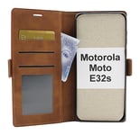Lyx Standcase Wallet Motorola Moto E32s (Brun)