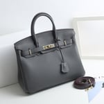 Snygg Crossbody Handväska i Ko-Läder i Järngrå Färg för Kvinnor - Stilren och Mångsidig Design Iron Gray 30cm