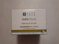 Avon True NutraEffects Miracle Glow Nourishing Oil Cream