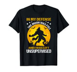 Funny In My Defense Werewolf Halloween Moon Bats Men, Women T-Shirt