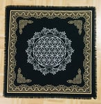 Altar cloth 24 x 24 inches Gold Silver Tarot Table Cloth Spiritual Healing Tarot Table Mat Prints Board Game Table Cover (Flower of Life)