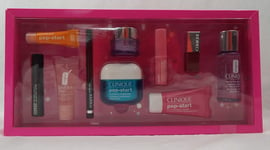 Clinique Holiday Swag Box Gift Set