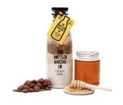 Bottled Baking Co Un-BEE-lievable Choco-Honey Cookies, Baking Mix in A Bottle with Method and Instructions for Home and Family Baking, Makes Approx. 22 Delicious Homemade Honey and Chocolate Cookies