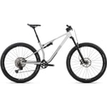Heldämpad MTB Superior XF 9.6 DC Gloss Grey/Light Grey XL 2025