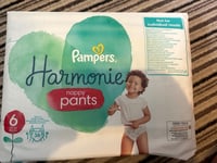 Pampers Harmonie Baby Nappy Pants Size 6 (15+ kg / 33 lbs)  36 Nappies
