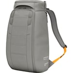 Db Hugger Backpack 25L -reppu, Sand Grey