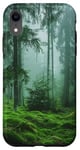 Coque pour iPhone XR Vert forêt Scène imposante Pin Forêt Nature