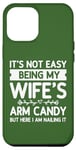 Coque pour iPhone 15 Pro Max Ce n'est pas facile d'être le bonbon pour les bras de ma femme - Funny Husband