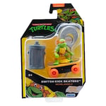 Teenage Mutant Ninja Turtles 71041 Mutant Mayhem Michelangelo TMNT Switch Kick Skater Gift Toys, Multicoloured, 6.9CM