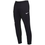 Jogging housut / Ulkoiluvaattee Nike  F.C. Essential Pants