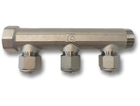 Tea-Belagd Mässingsfördelare ¾" Med Fast Hylsa Och 3 Grenar För 16Mm Alupex. ½" Grenar Utrustade Med Övergångsmutter C/C 50