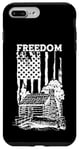 Coque pour iPhone 7 Plus/8 Plus Cabane d'extérieur Freedom en bois avec drapeau américain vertical