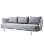 Hiort-Lorenzen MDD. Sofaen er meget værbestandig, komfortabel og enkel å rengjøre, i tillegg til at putene tørker eksepsjonelt fort etter regn. </p> Cane-line Moments 3-Seter, Grå 7543ROG-7543Y85