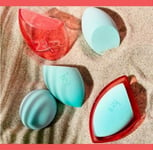 REAL TECHNIQUES Limited Edition Summer Haze Miracle Powder Sponge + Travel Case