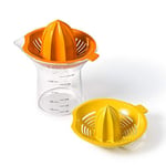 OXO Good Grips – Presse-citron et orange 2 en 1 avec récipient doseur - Presse-agrumes manuel - Orange