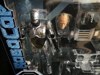 Robocop Ultimate Battle Damaged With Chair 35th Anniversary NECA MIB