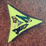 Air Multi - person triangelhängmatta bärbar nättyg hängmatta luft träd tält fritidsnät säng (2.8 * 2.8M)