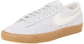 NIKE Femme Blazer Low '77 Vintage Sneaker, Football Grey Pale Ivory Gum Light Brown, 40.5 EU