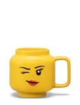 Lego Ceramic Mug Large Winking Girl *Villkorat Erbjudande Home Meal Time Cups & Mugs Gul LEGO STORAGE