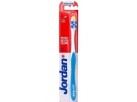 Jordan Total Clean toothbrush medium