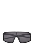 Sutro Accessories Sunglasses D-frame- Wayfarer Sunglasses Black OAKLEY