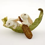 Top Collection Statue de Jardin féérique Miniature pour Terrarium Rabbits Rowing Leaf Boat