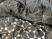 Påslakan dubbeltäcke - 200x220 cm - Påslakanset satin - Hexagon grå - By Night