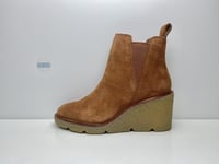 Women’s Clark’s Tan Brown Slip On Ankle Suede Boots Shoes Wedge UK Size 6 D