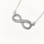 Infinity, Halsband med gravyr - Silver