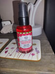 THE BODY SHOP STAWBERRY SMOOTHING FACE MIST 60ML HYDRATES,SMOOTHES. New.