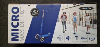 Micro Maxi Deluxe Micro Scooter - LED Light-Up Wheels - Age 5 To 12 - Navy - New