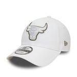 NEW ERA CHICAGO BULLS BASEBALL CAP.9FORTY WHITE TEAM OUTLINE ADJUSTABLE HAT S24