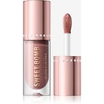 Makeup Revolution Y2k Sweet Bomb shimmering lip gloss shade Strawberry Swirl Pink 4.5 ml