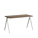 HAY Pyramid 01 skrivbord oak , 140x65cm, beige stålstativ