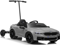 Lean sportsbil batteridrevet BMW M5 med foreldreplattform, sølvlakkert