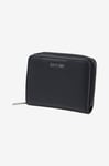 Calvin Klein - Plånbok CK Must Medium Zip Around Wallet - Svart