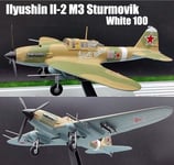 WWII Russian Ilyushin Il-2 Sturmovik ground attack 1/72 plane Easy model