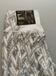 Nike Power Legend Tight Fit Train Crop Pant Extra small XS 830467-012