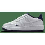 Nike Air Force 1 Lv8, storlek 39