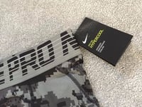 Nike Pro Hypercool Digital Camo 3/4 Tights 932418 037 Gym Running Sports