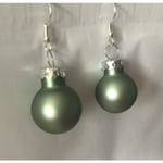 Silver Örhängen till Jul / Christmas - Dimgröna Matta Julkulor Grön