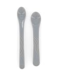 Twistshake 2X Feeding Spoon Set 4+M Pastel Grey Home Meal Time Cutlery Grey Twistshake