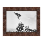 Poster and Print with Modern Frame - History of War - Battle of Iwo Jima - Japan America Joe Rosenthal - American Flag (398) Dimensioni Stampa: 30x42cm Y - Country Massello Noce