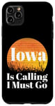 Coque pour iPhone 11 Pro Max L'Iowa appelle I Must Go Funny Midwest Sunset Field Funny